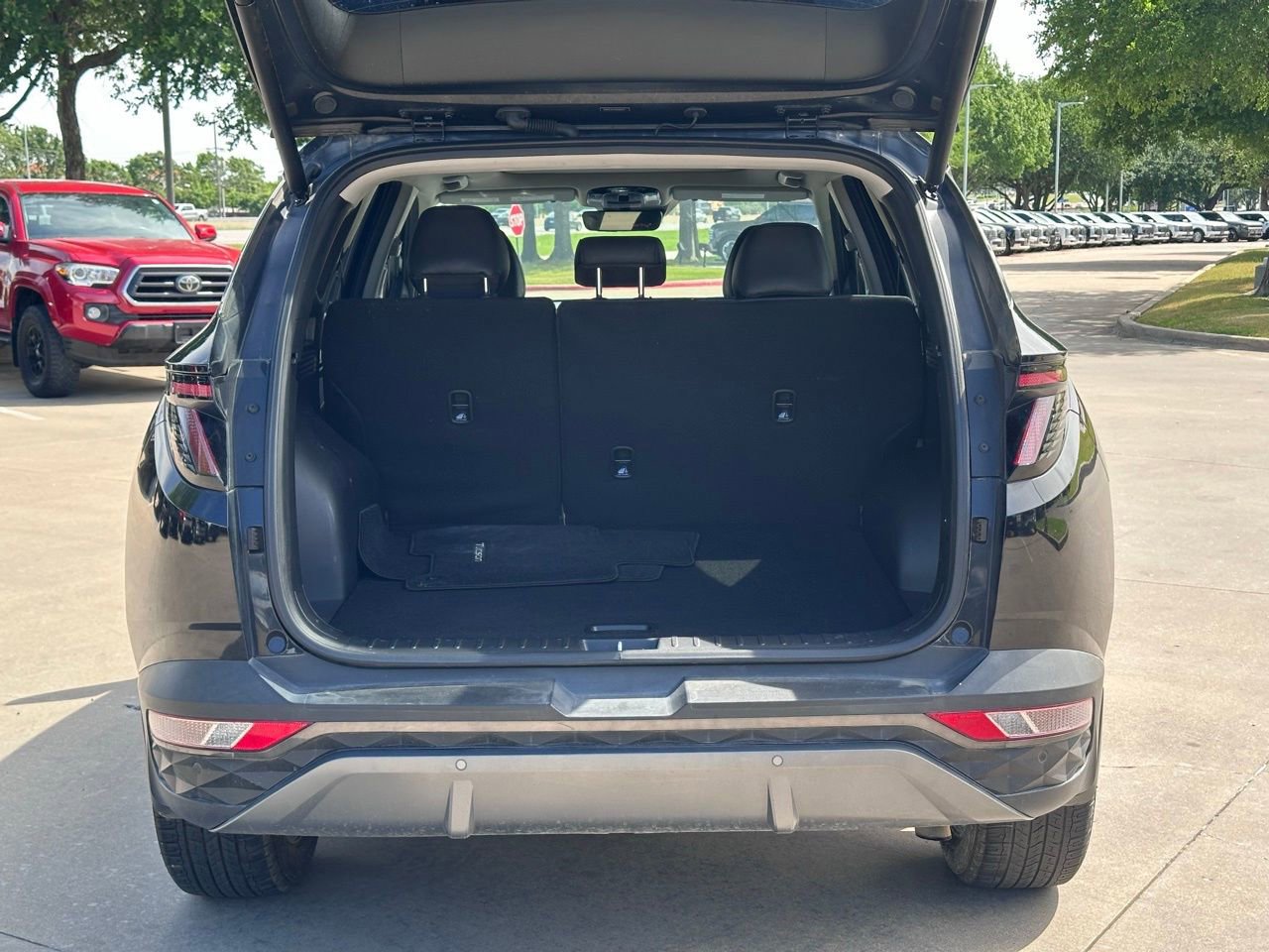 Used 2024 Hyundai Tucson Limited FWD image 15