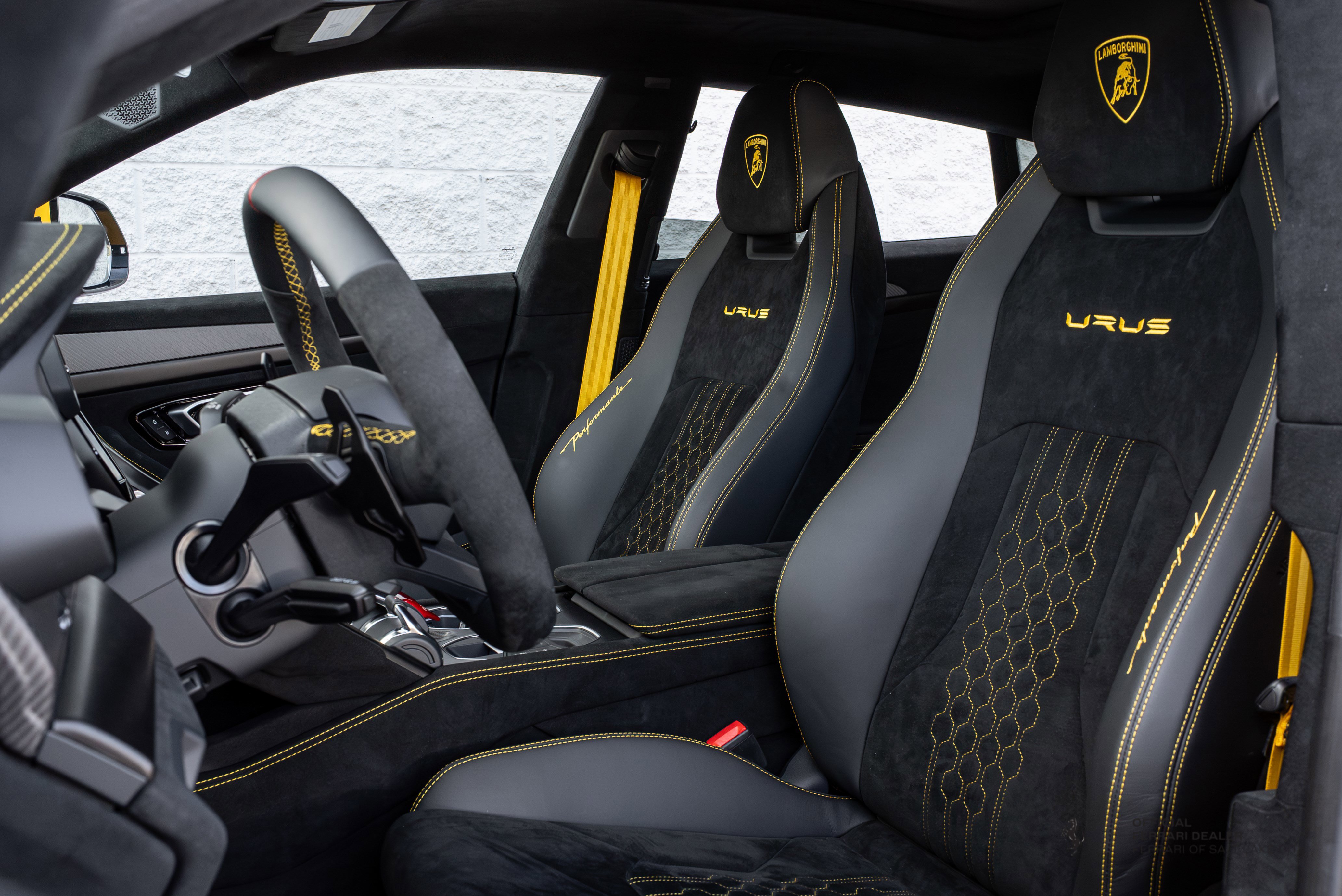 Used 2024 Lamborghini Urus Performante image 24