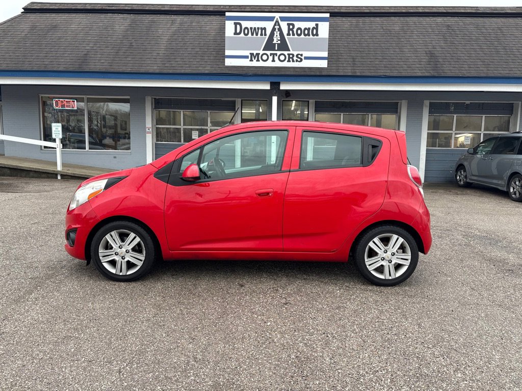 Used 2014 Chevrolet Spark LS image 2
