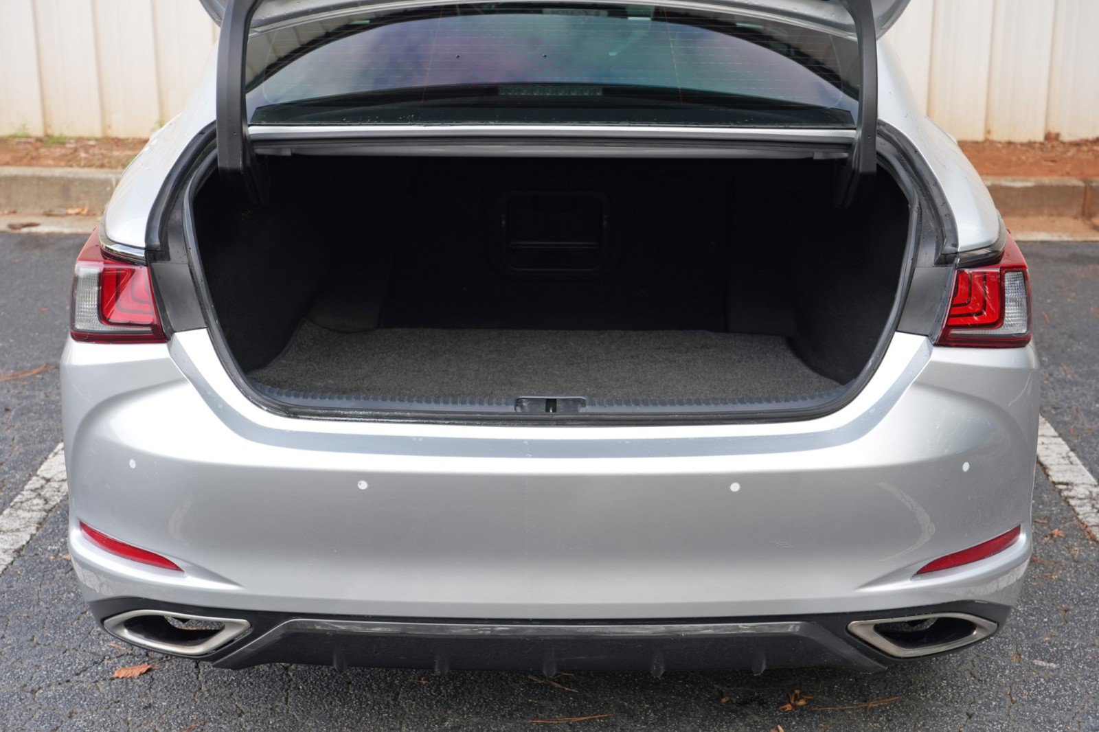 Used 2020 Lexus ES 350 F Sport w/ Accessory Package 2 FWD image 8