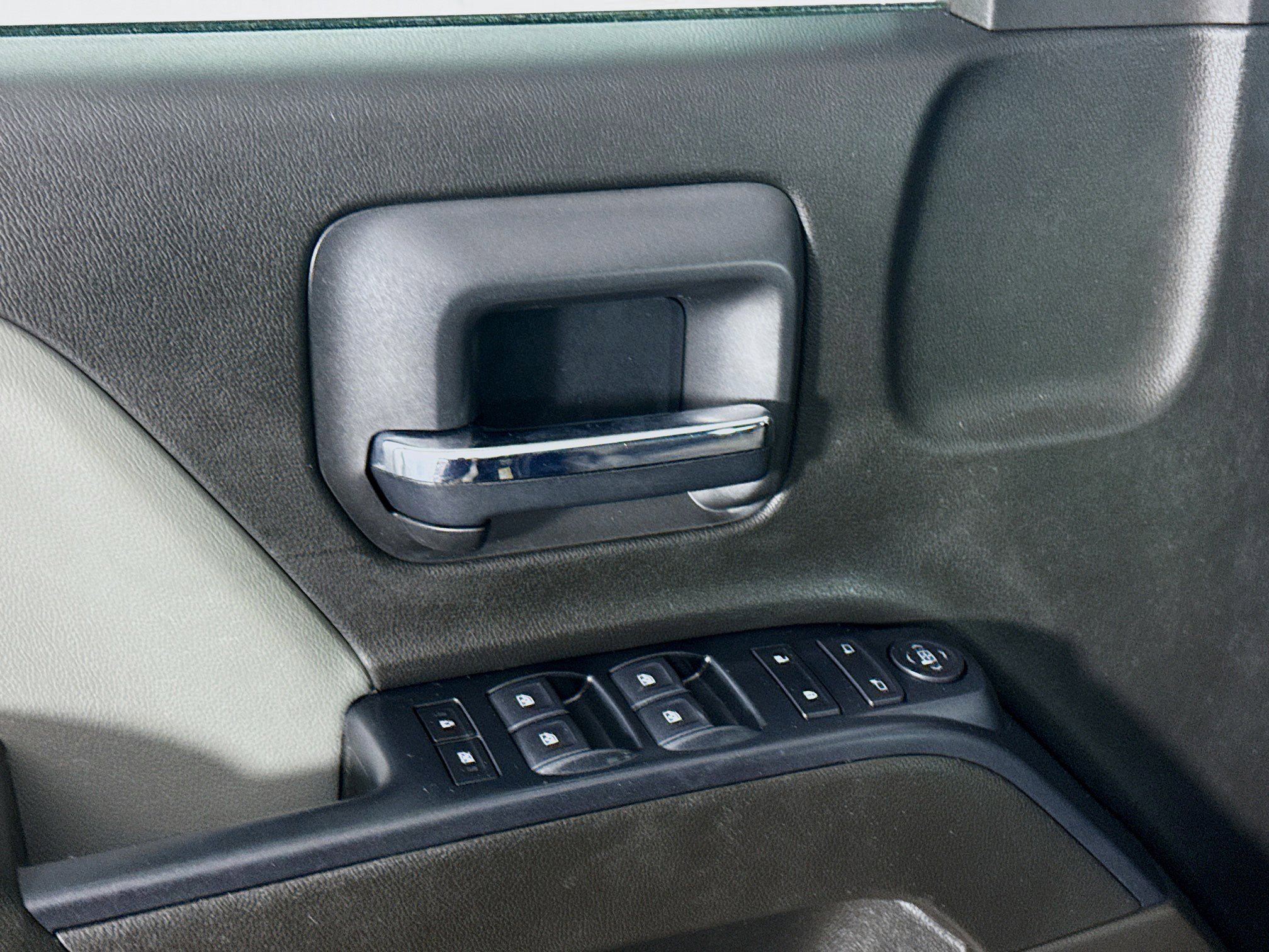 Used 2019 Chevrolet Silverado 1500 Custom w/ Custom Convenience Package image 22