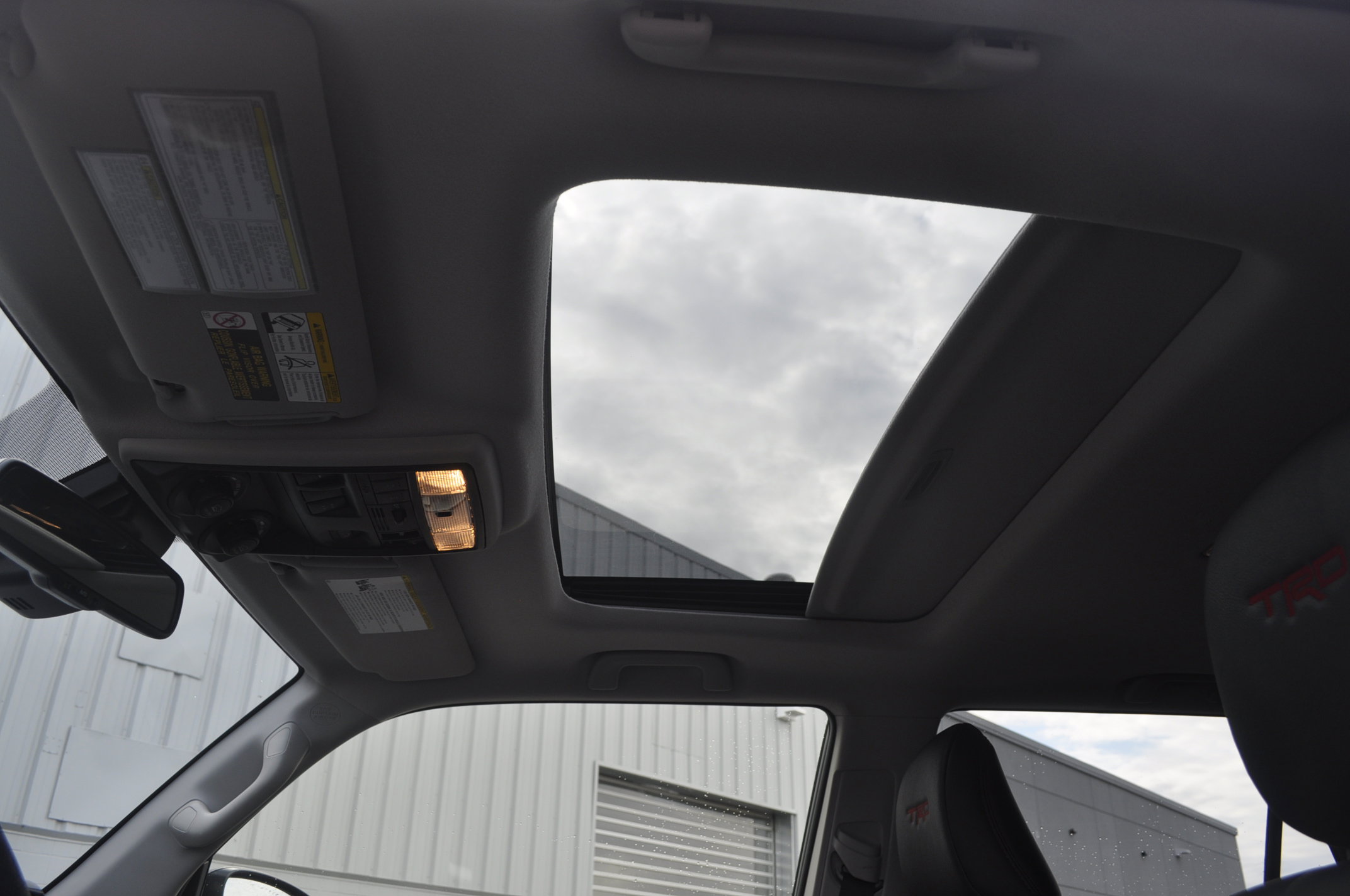 Used 2023 Toyota 4Runner TRD Off-Road Premium w/ Off Road Premium Plus Package image 18