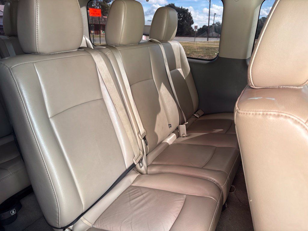 Used 2018 Nissan NV 3500 SL RWD image 23