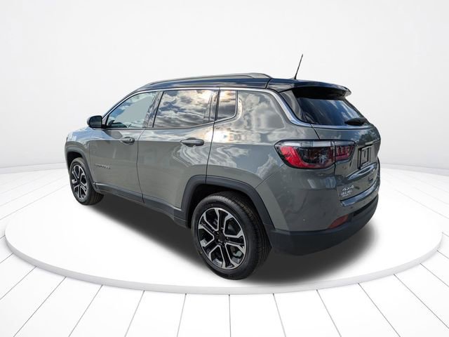 Used 2024 Jeep Compass Limited image 6
