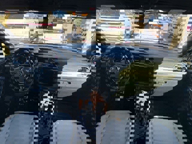 Certified 2021 Volkswagen Tiguan SE R-Line image 12