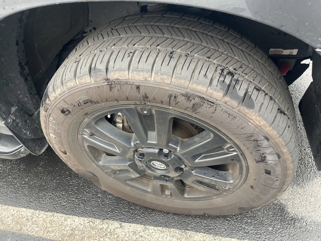 Used 2019 Toyota Sequoia TRD Sport w/ TRD Sport Premium Package AWD/4WD image 6