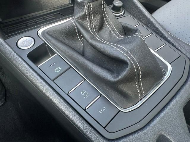 New 2025 Volkswagen Jetta SE FWD image 26