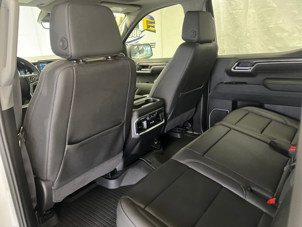 Used 2026 Chevrolet Silverado 1500 LTZ w/ LTZ Premium Package image 44