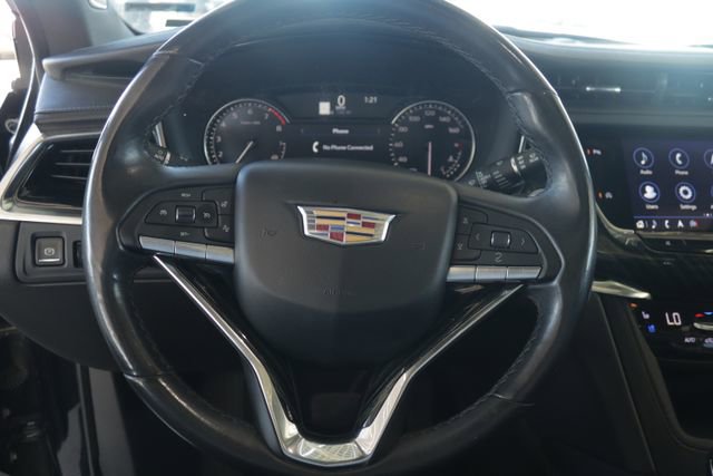 Used 2023 Cadillac XT6 Premium Luxury image 9