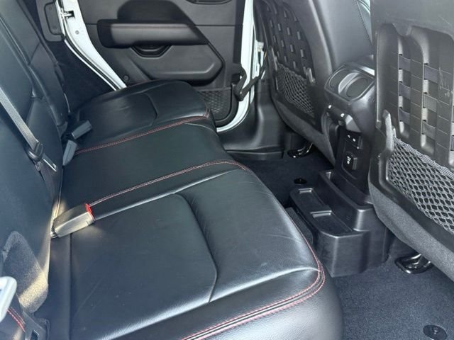 Used 2018 Jeep Wrangler Unlimited Rubicon AWD/4WD image 26