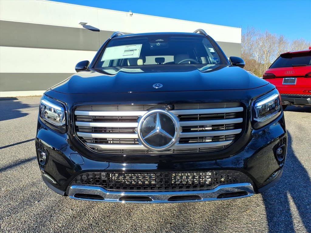 New 2026 Mercedes-Benz GLB 250 image 2
