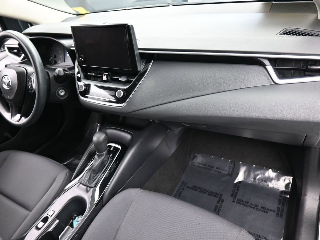 Used 2023 Toyota Corolla LE image 37