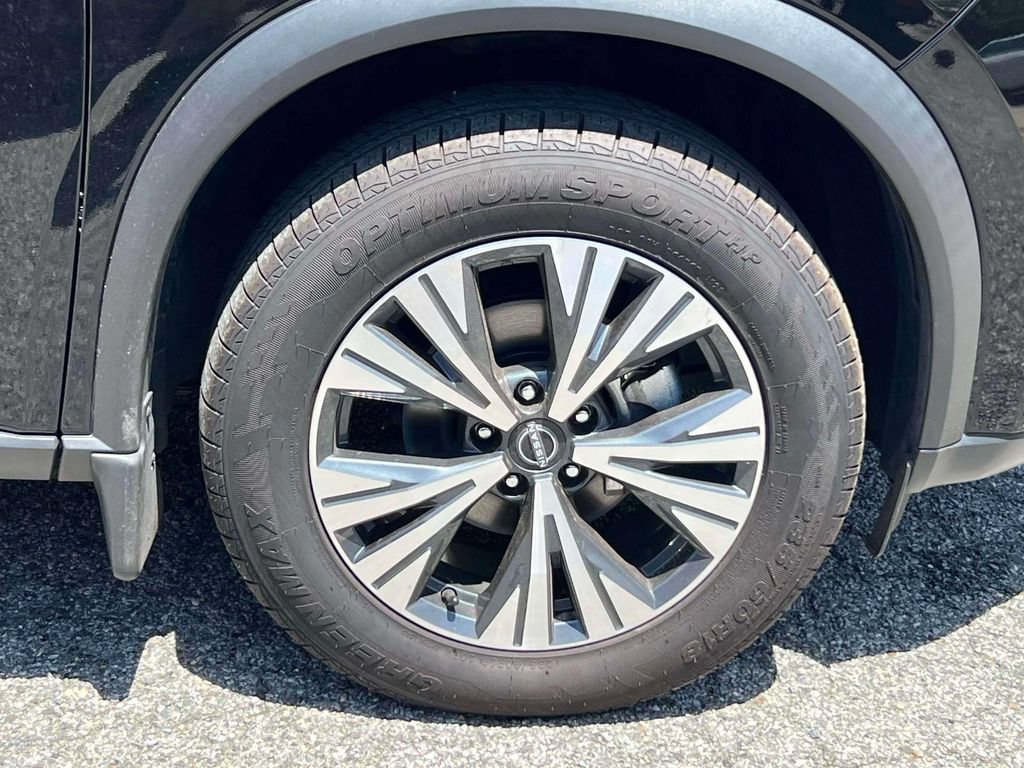 Used 2023 Nissan Rogue SV AWD/4WD image 8