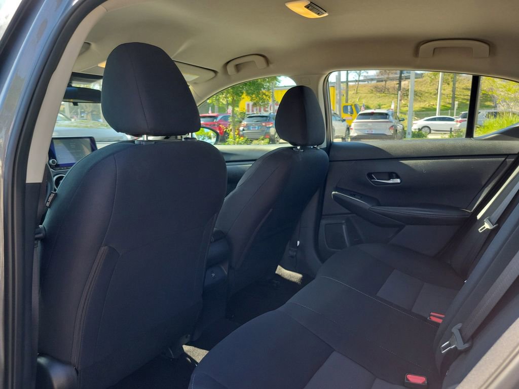 Certified 2023 Nissan Sentra SV FWD image 7