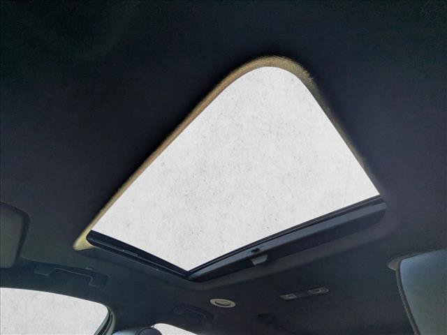 Used 2023 Chevrolet Traverse High Country w/ LPO, Floor Liner Package image 15