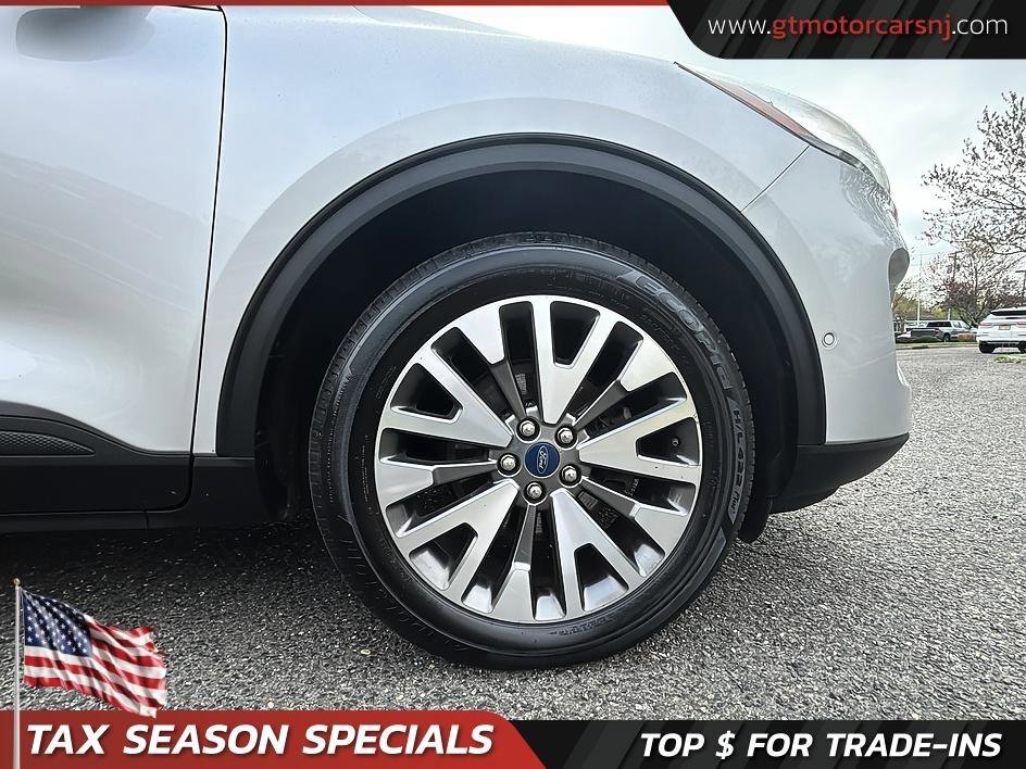 Used 2020 Ford Escape Titanium AWD/4WD image 18