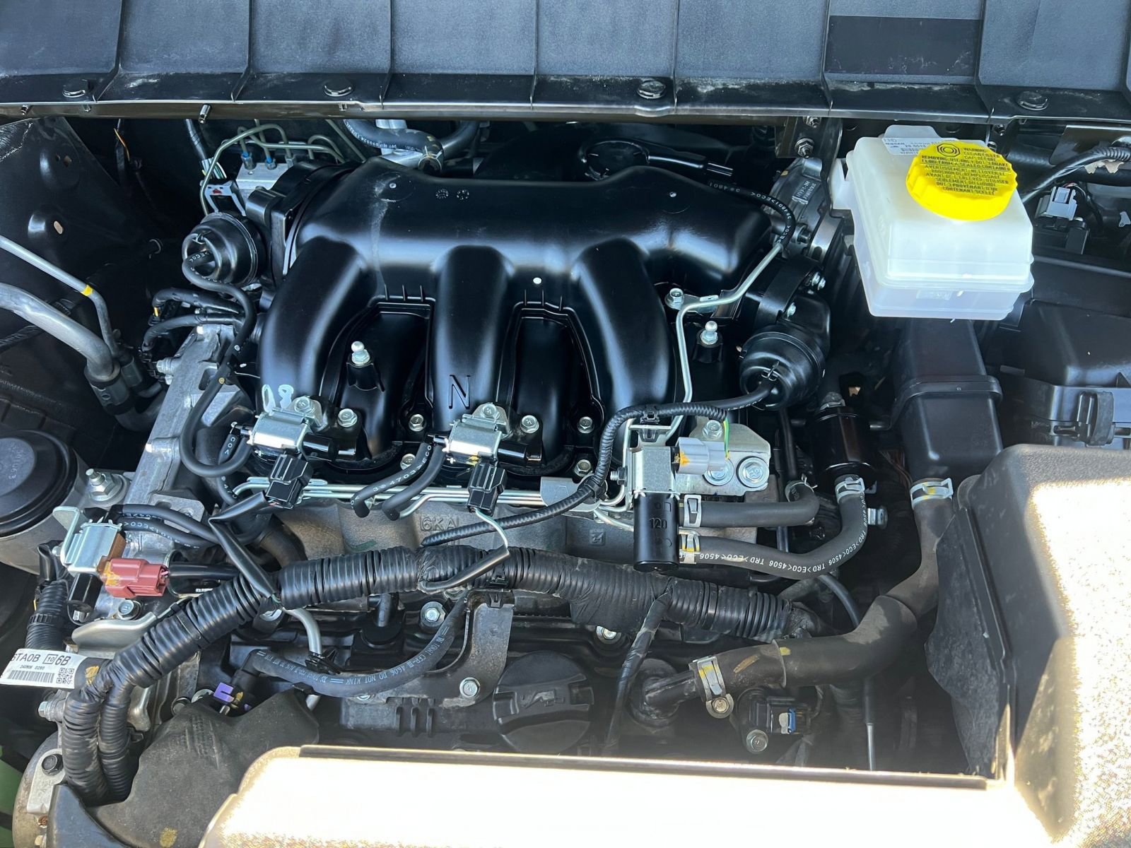 Used 2025 Nissan Pathfinder SV image 34