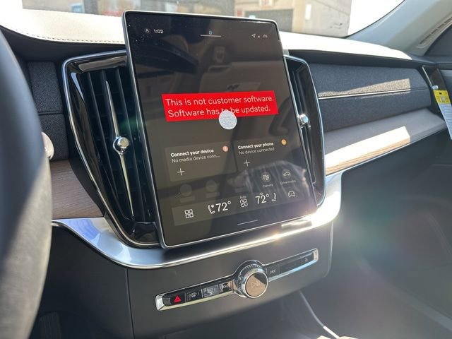 New 2026 Volvo XC90 B6 Plus w/ Protection Package image 16