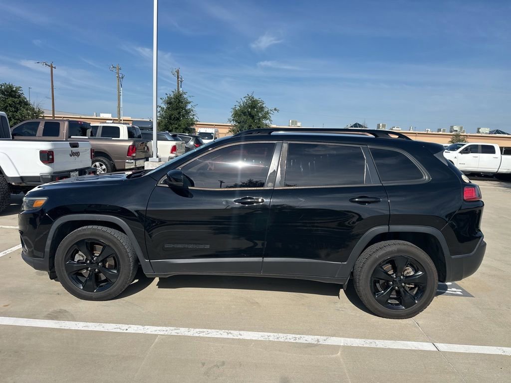 Used 2021 Jeep Cherokee Latitude Plus FWD image 1