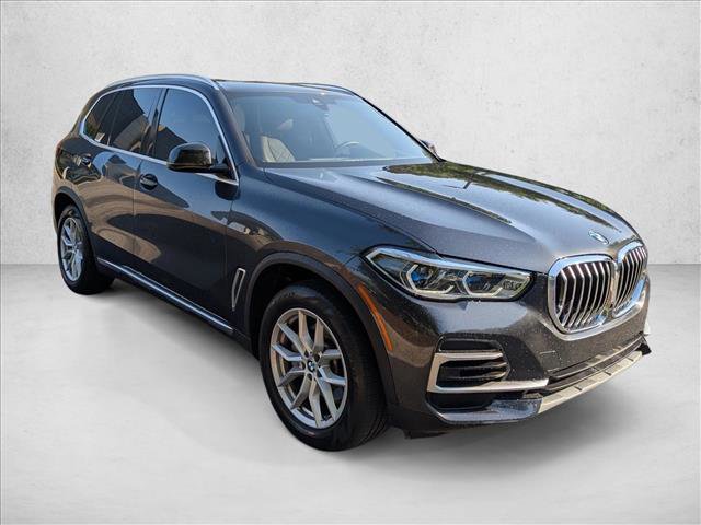 Used 2023 BMW X5 sDrive40i w/ Executive Package RWD image 3