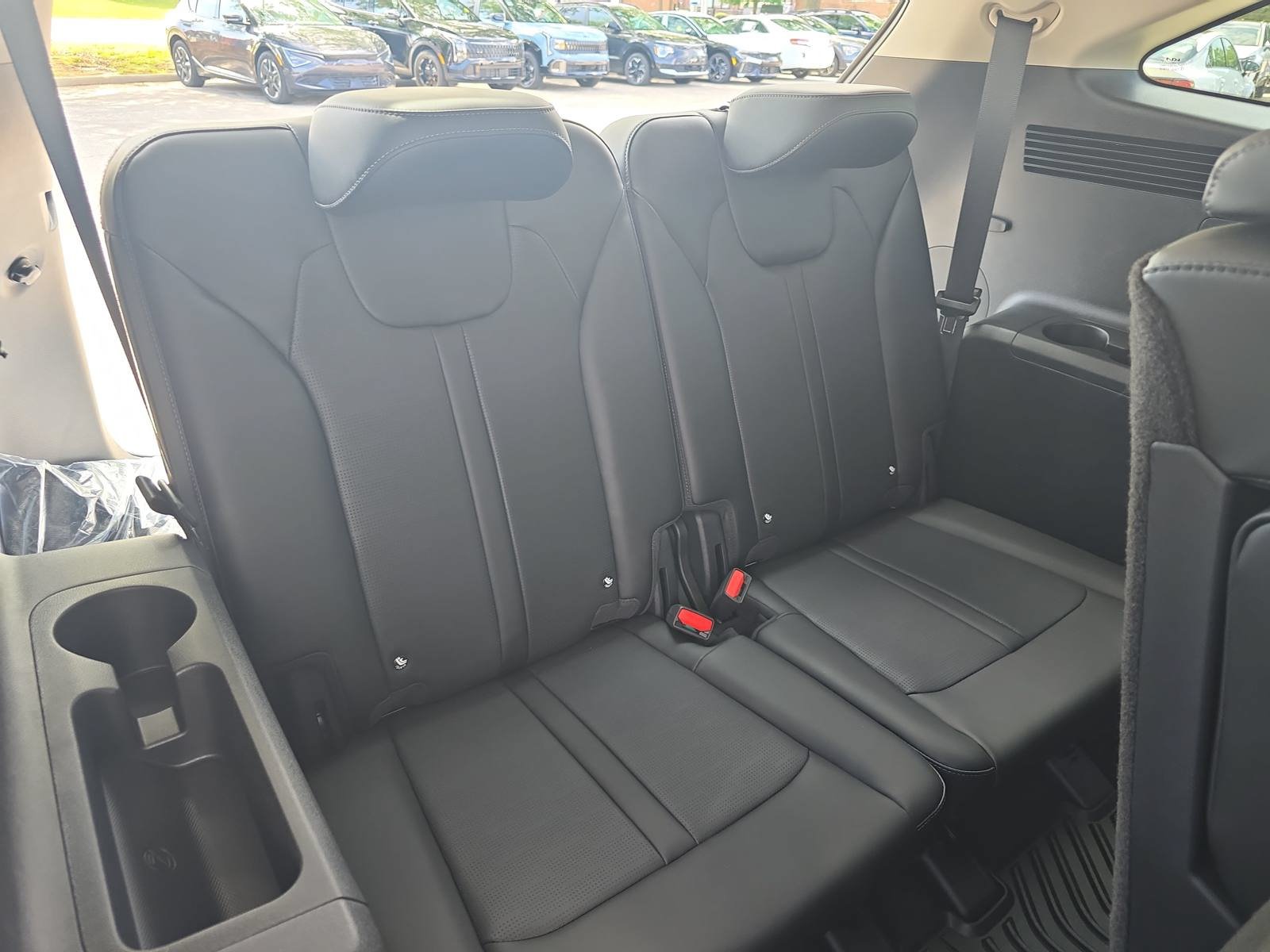 New 2026 Kia Sorento S w/ S Panoramic Sunroof Package FWD image 13