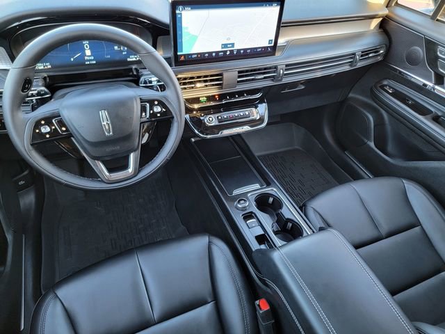 Certified 2024 Lincoln Corsair AWD image 38