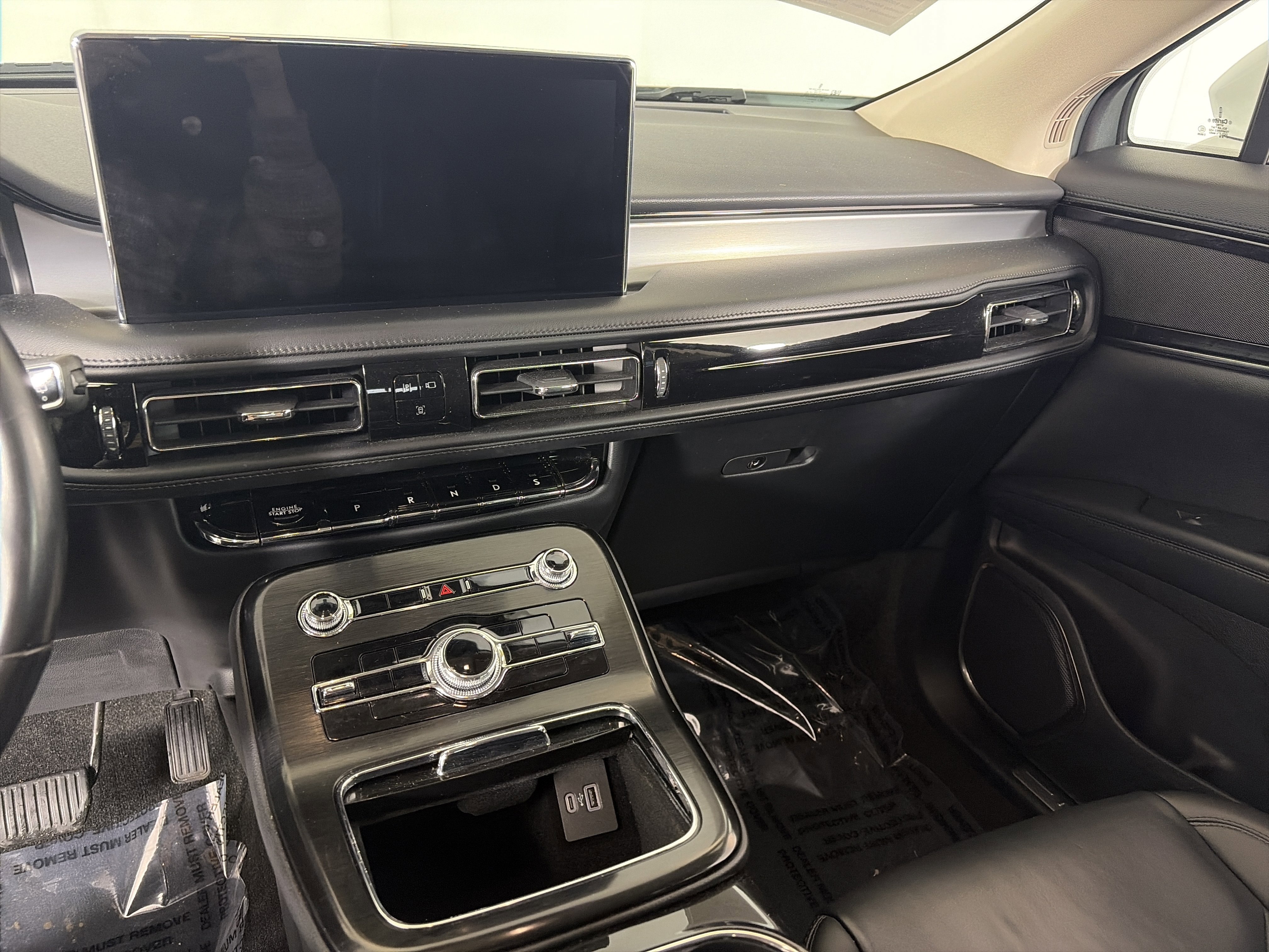 Used 2021 Lincoln Nautilus AWD w/ Equipment Group 101A image 4