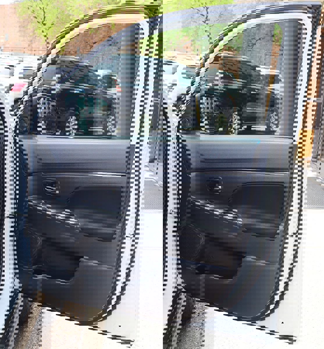 Used 2024 Mitsubishi Outlander Sport AWD image 33