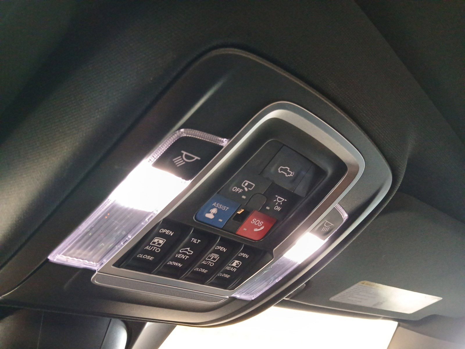 Used 2020 RAM 1500 Limited image 22