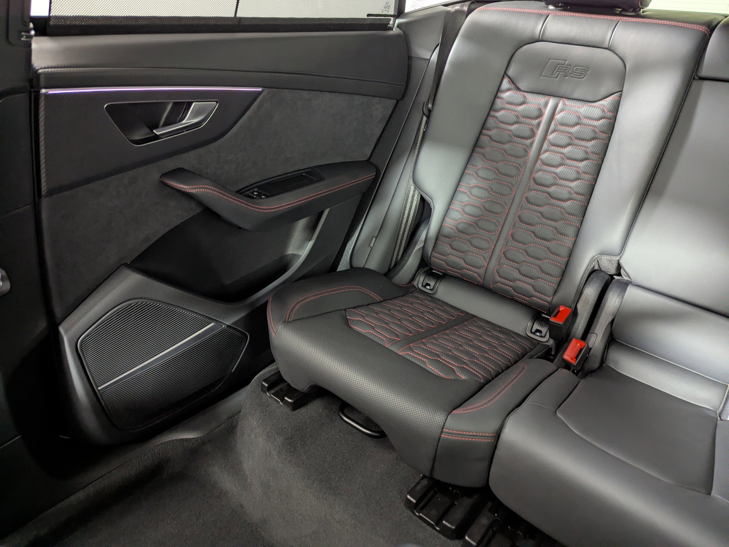 Certified 2024 Audi RS Q8 w/ Black Optic Package image 12