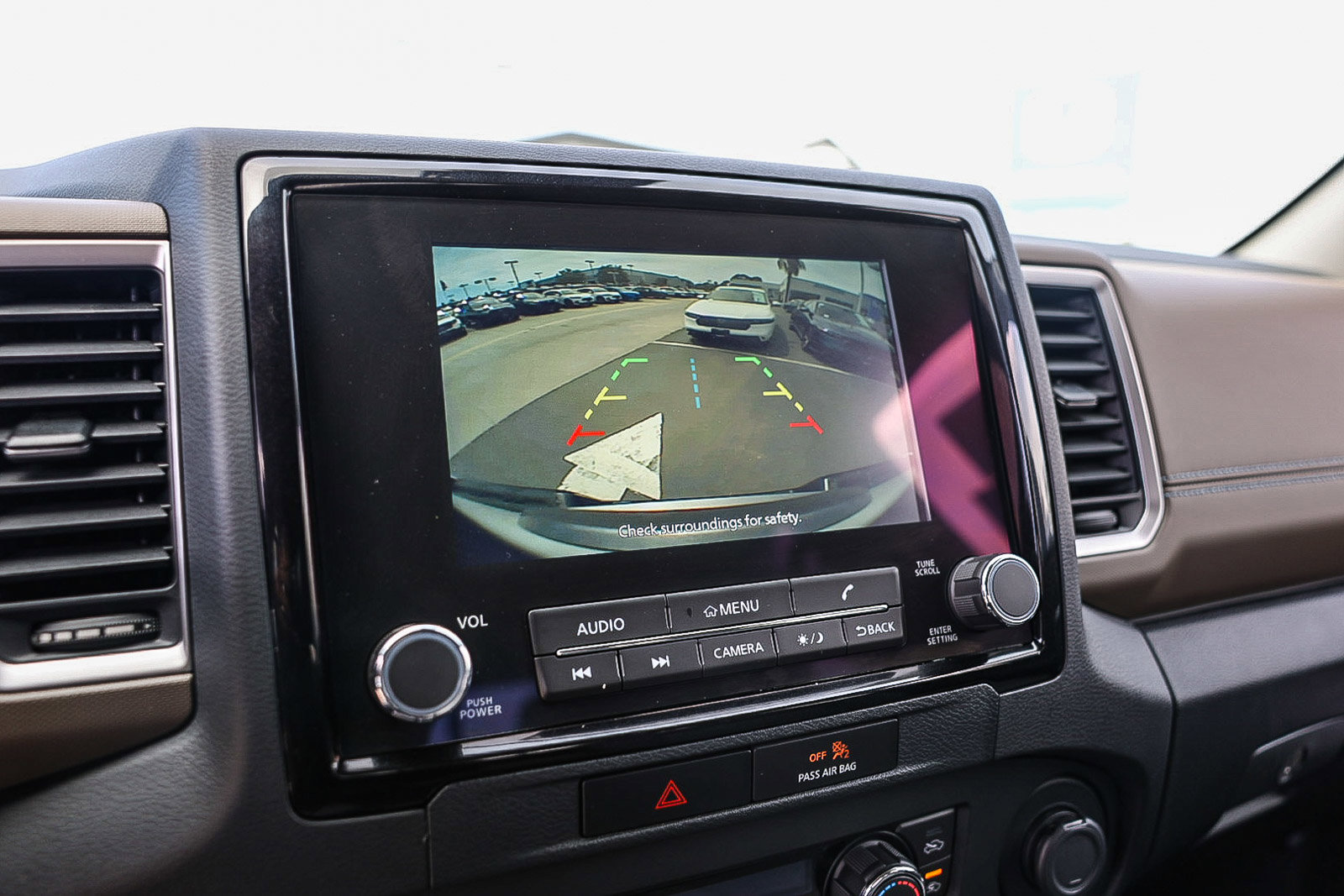 Used 2022 Nissan Frontier SV RWD image 15