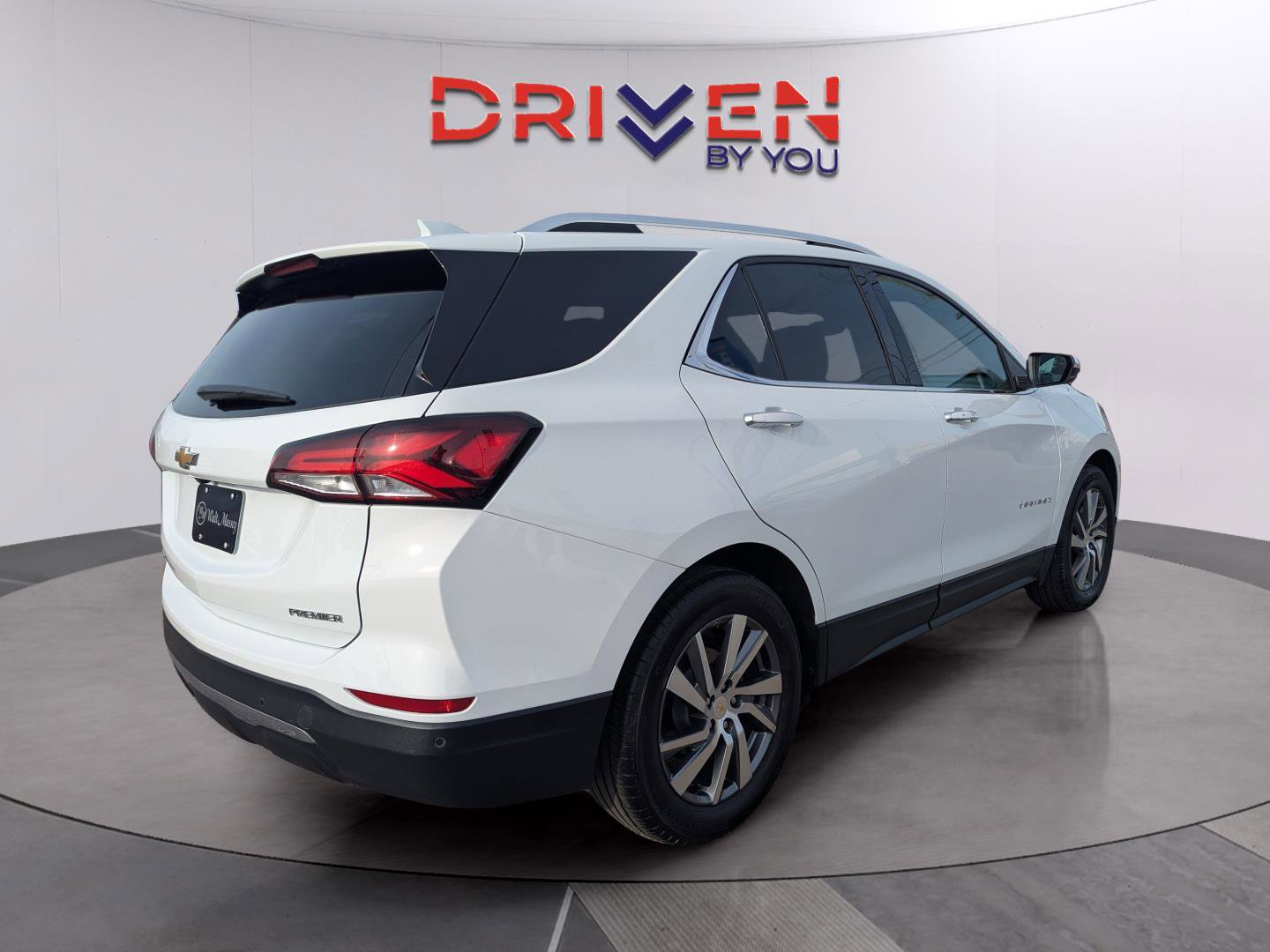 Used 2022 Chevrolet Equinox Premier image 5