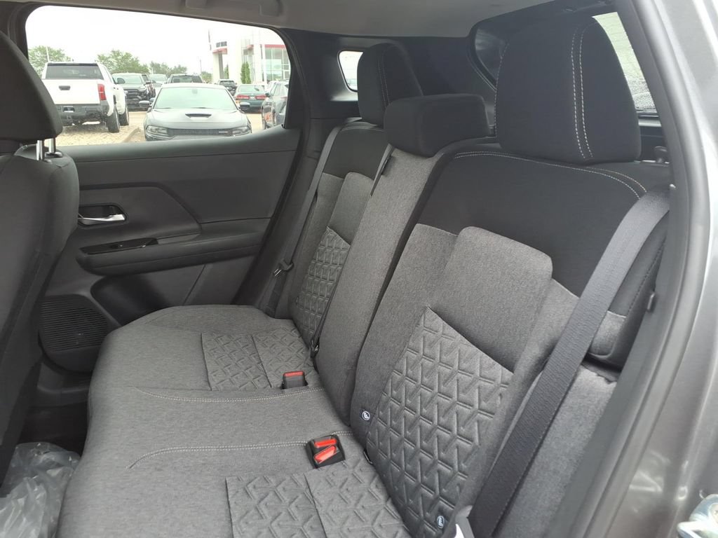 New 2026 Nissan Kicks SV w/ SV Premium Package AWD/4WD image 27