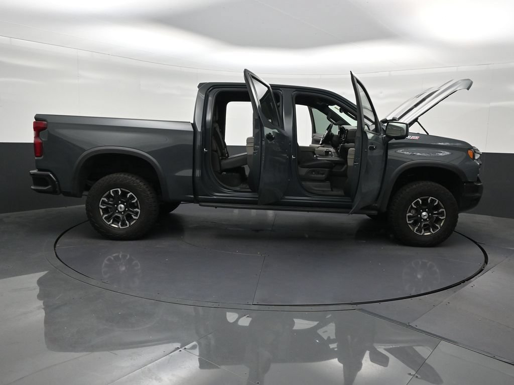 Used 2026 Chevrolet Silverado 1500 ZR2 w/ LPO, Dark Essentials Package AWD/4WD image 33
