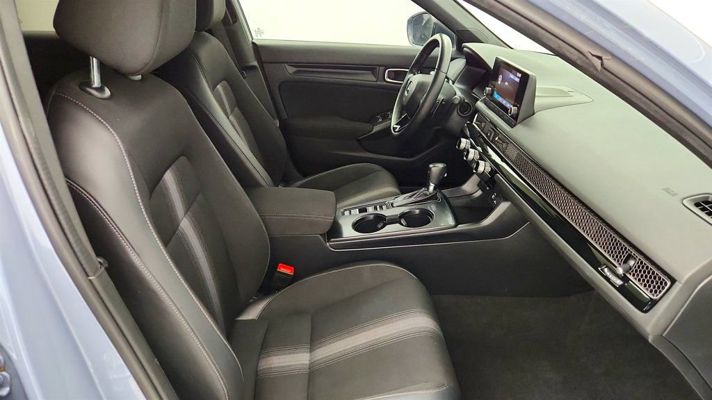 Used 2023 Honda Civic Sport image 22