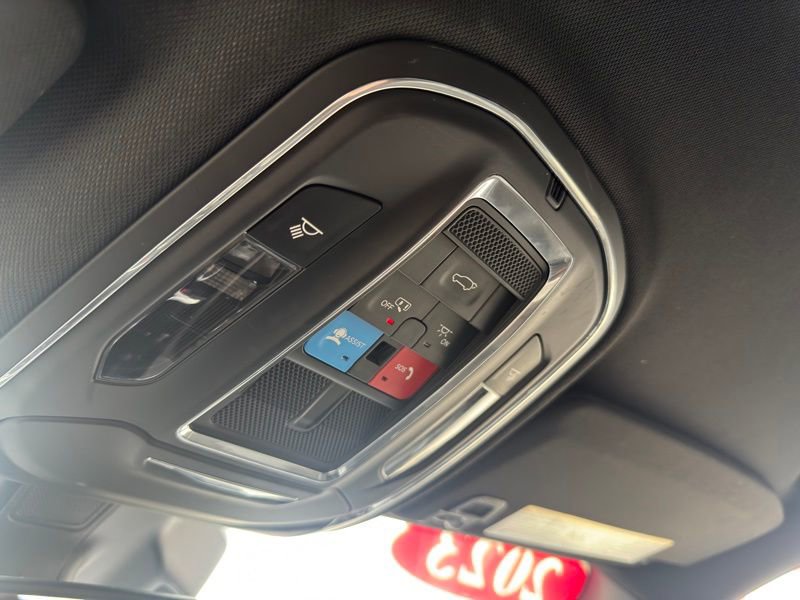 Used 2023 Jeep Grand Cherokee Altitude image 30