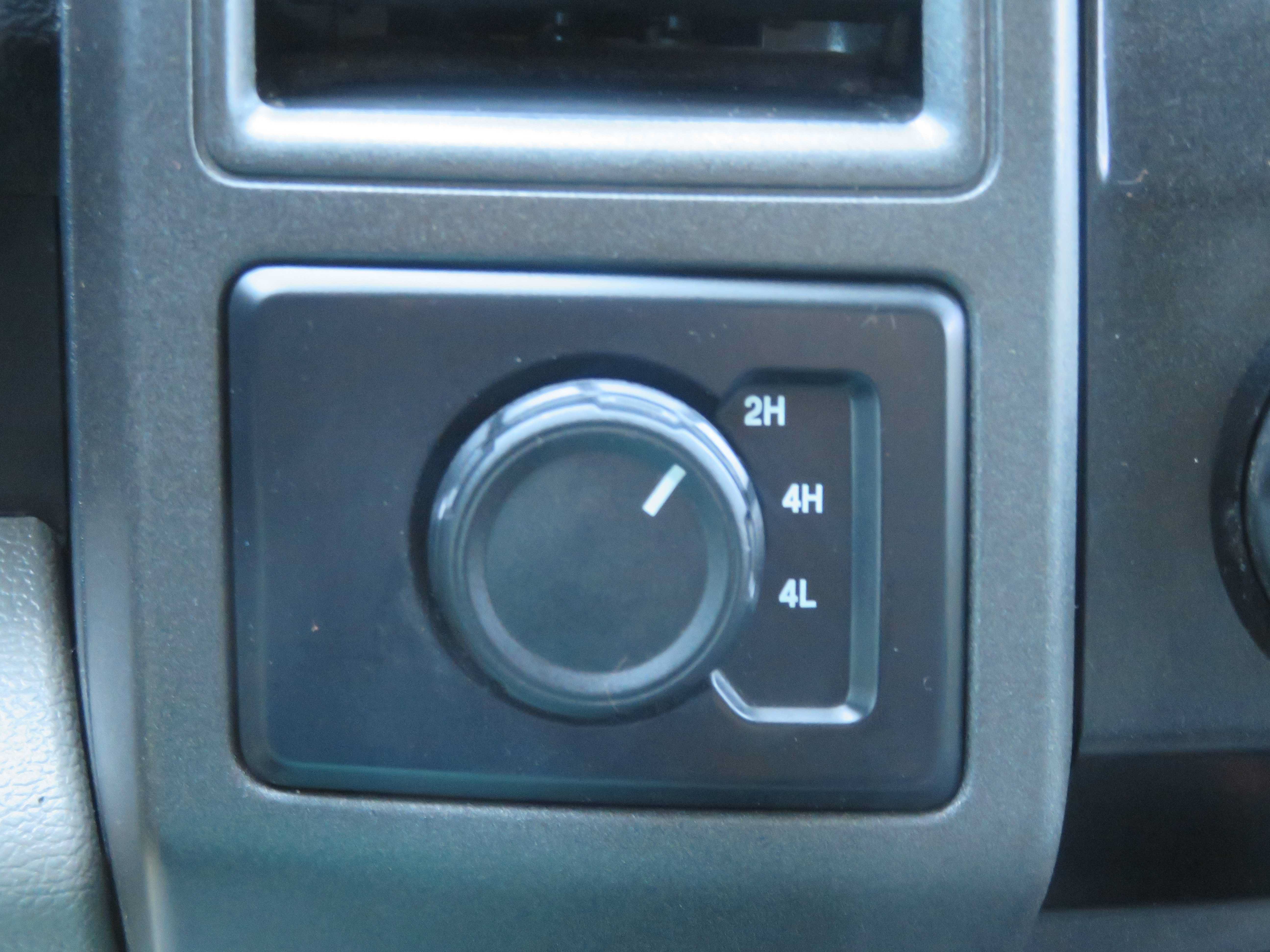 Used 2022 Ford F250 XL w/ STX Appearance Package AWD/4WD image 34