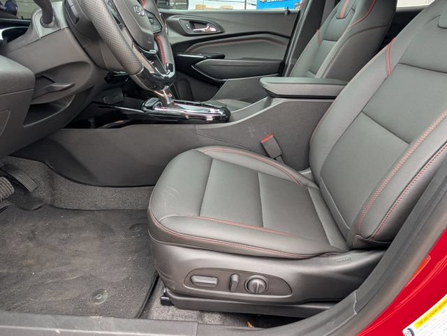 New 2026 Chevrolet Trax RS w/ Driver Confidence Package FWD image 9