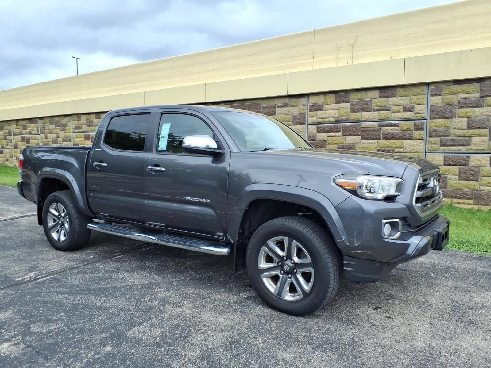 Used 2016 Toyota Tacoma Limited w/ Towing Package