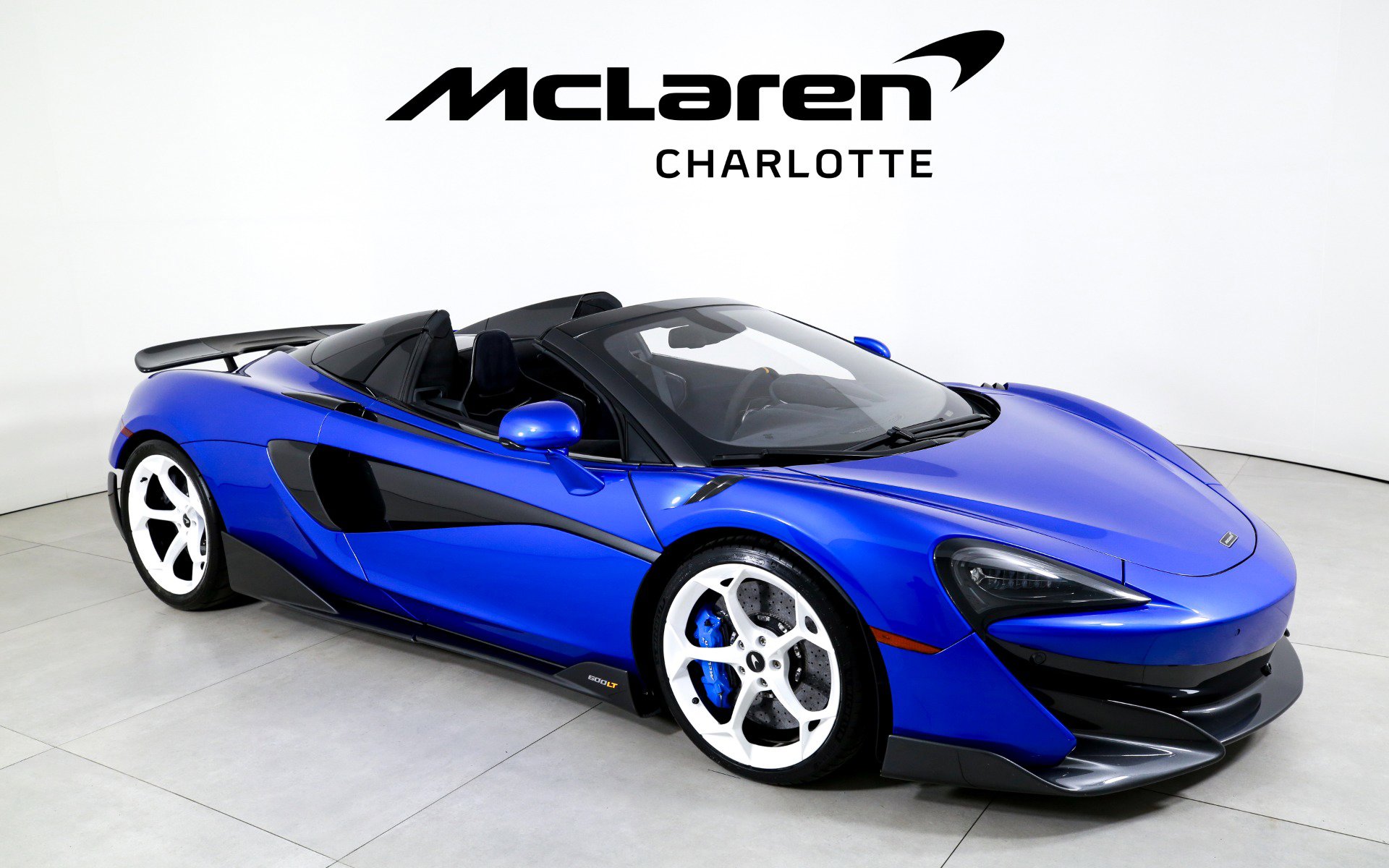 Used 2020 McLaren 600LT Spider image 2