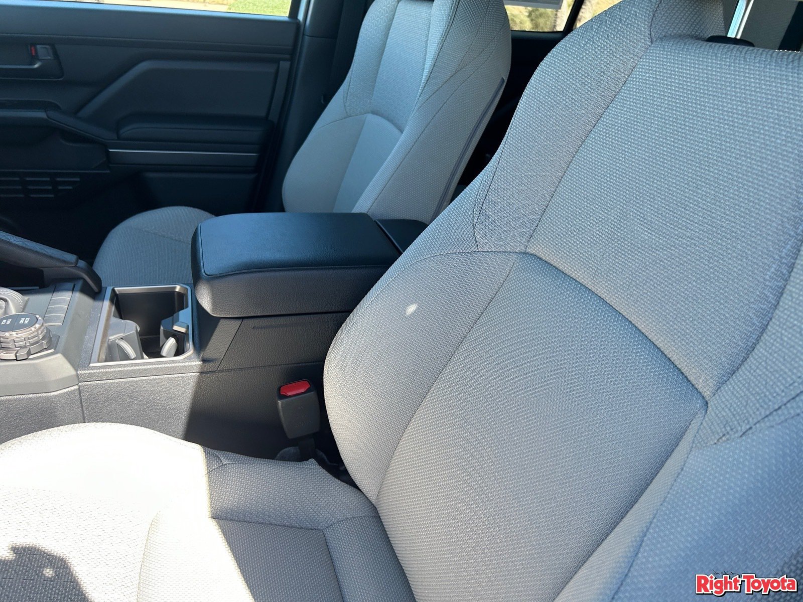 New 2026 Toyota 4Runner SR5 AWD/4WD image 19