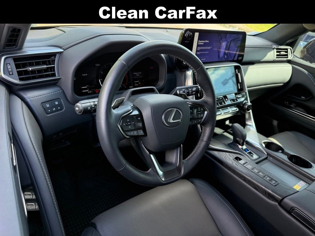 Certified 2025 Lexus LX 700h Overtrail AWD/4WD image 3