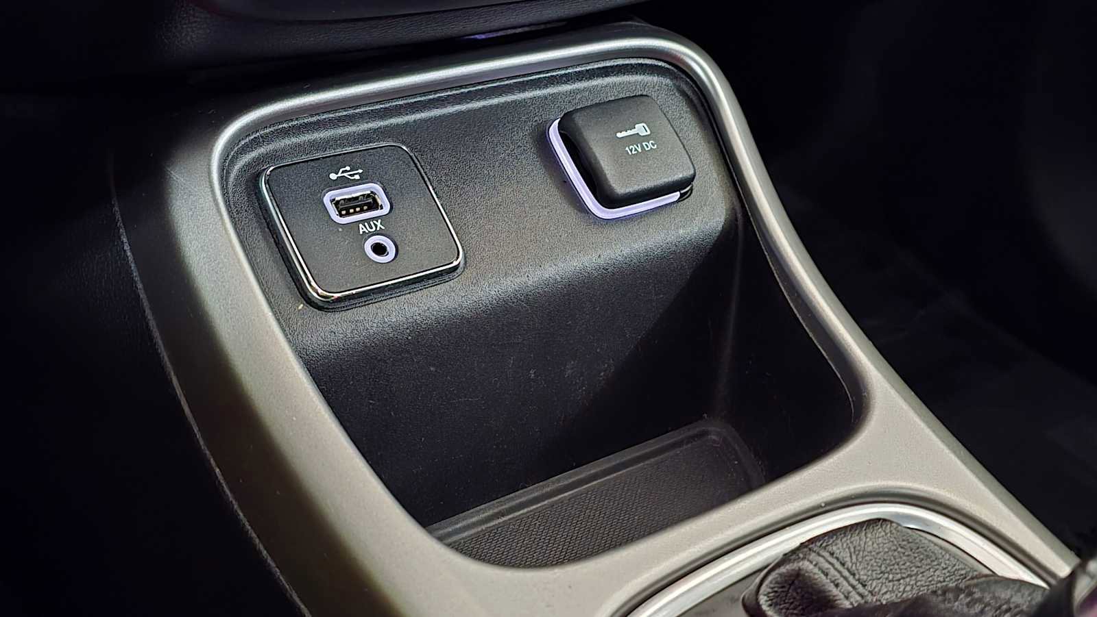 Used 2018 Jeep Compass Sport w/ Tech Group FWD image 32
