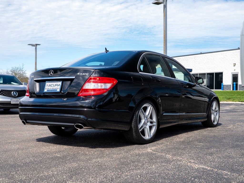Used 2011 Mercedes-Benz C 300 4MATIC Sedan image 13
