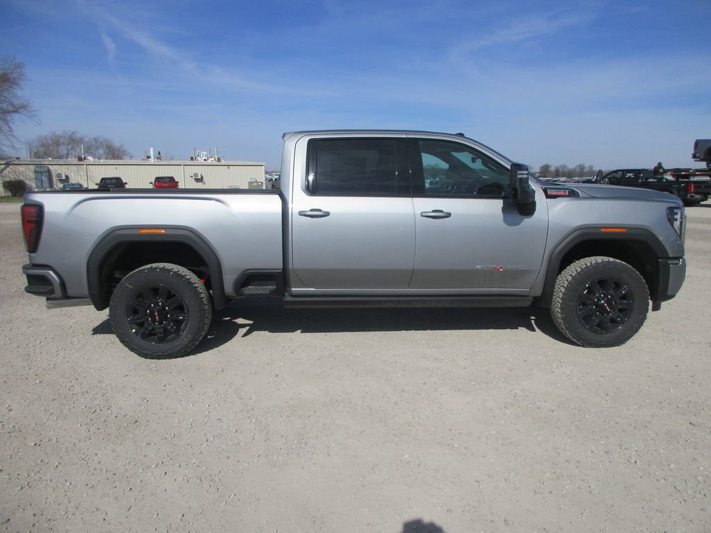 New 2026 GMC Sierra 2500 AT4 w/ AT4 Premium Plus Package image 3