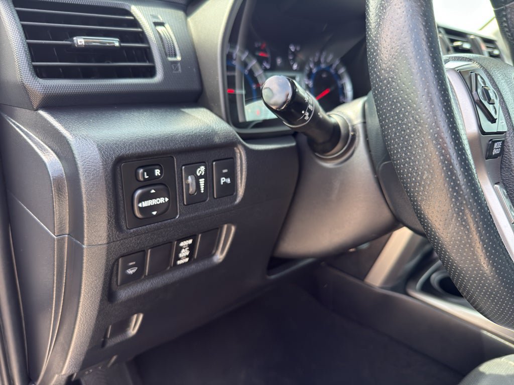 Used 2018 Toyota 4Runner Limited AWD/4WD image 13