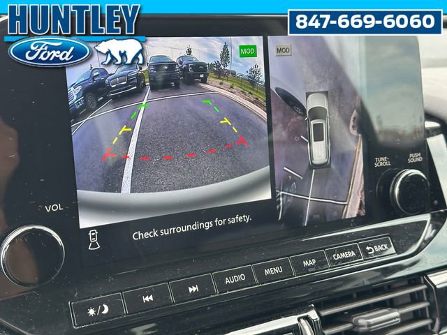 Used 2023 Nissan Pathfinder SL w/ Lighting Package (N92) image 27