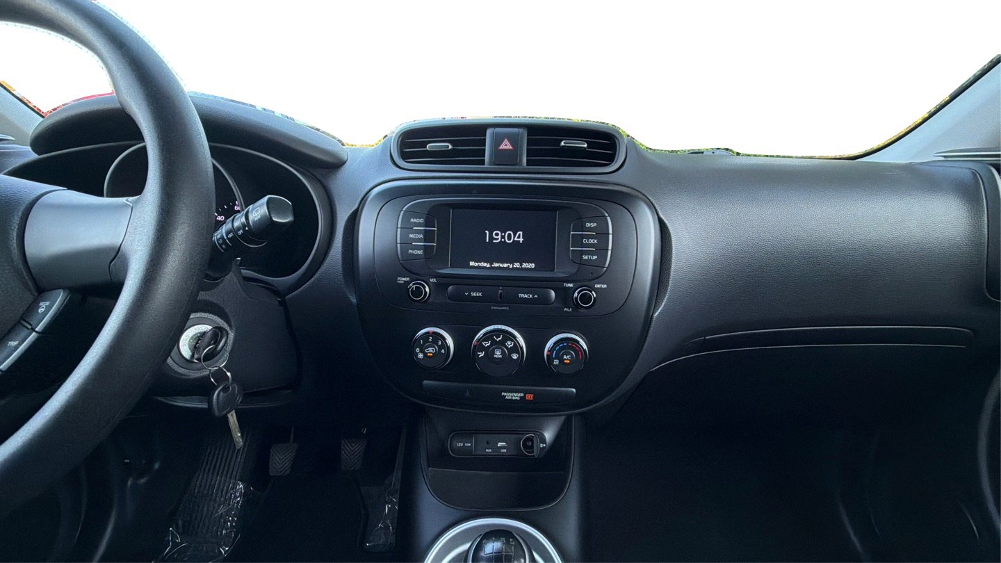 Used 2019 Kia Soul FWD image 25