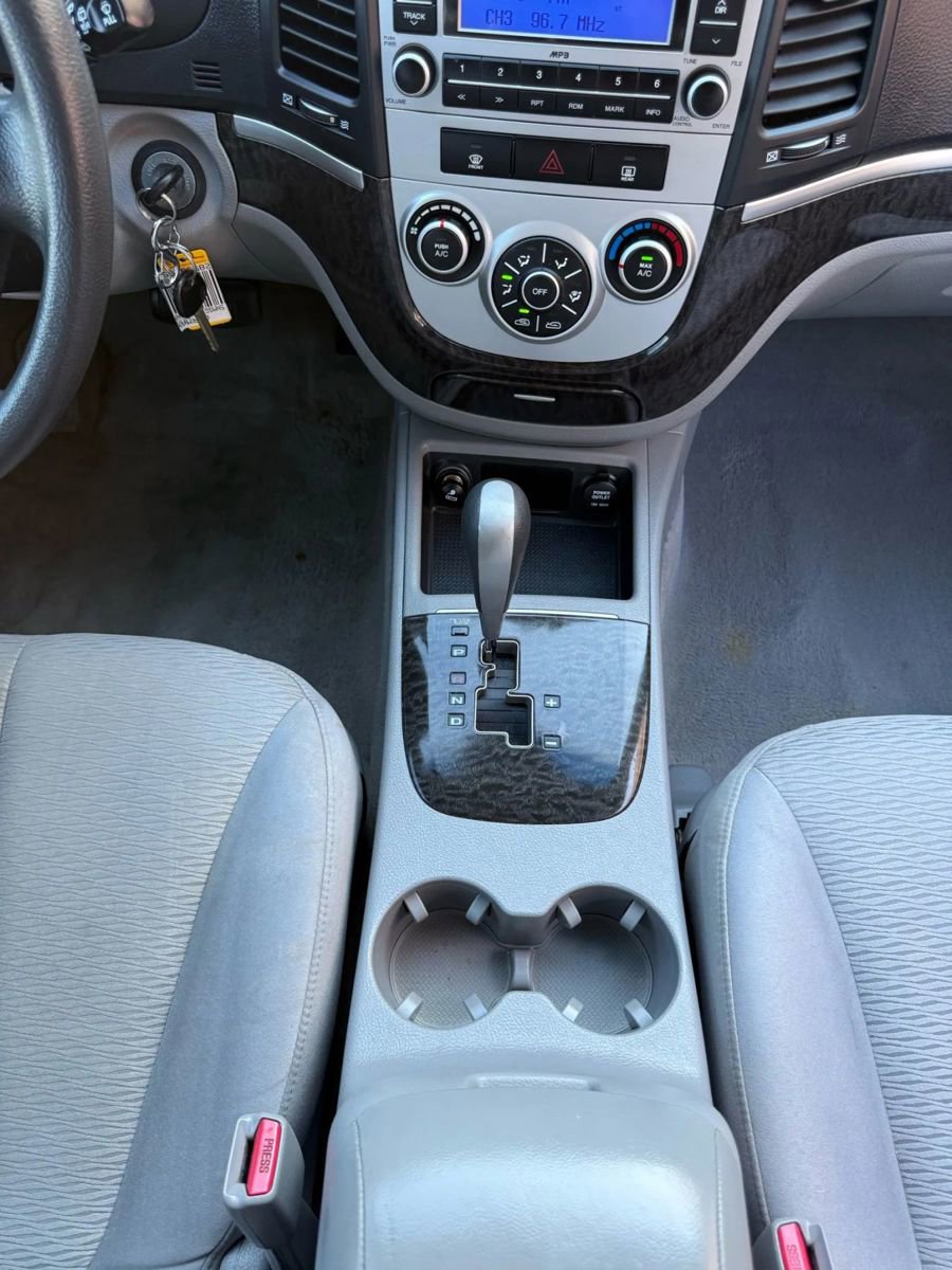 Used 2007 Hyundai Santa Fe GLS image 25