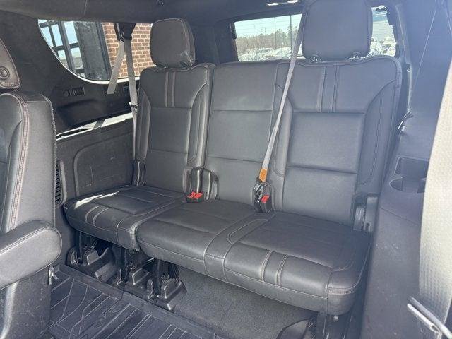 Used 2021 Chevrolet Suburban RST w/ Luxury Package RWD image 19